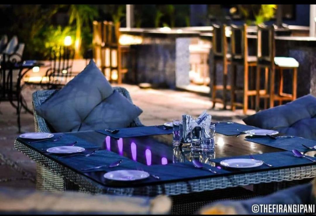 Rājpura The Firangipani Country Resort المظهر الخارجي الصورة